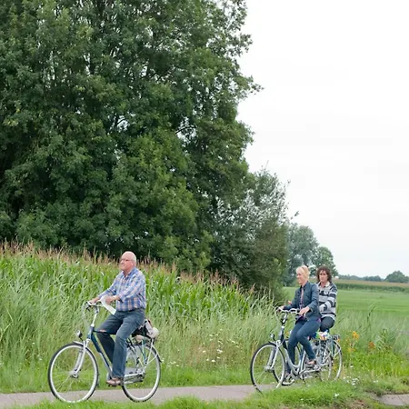 Сasa de vacaciones In A Car-free Park Vlierden